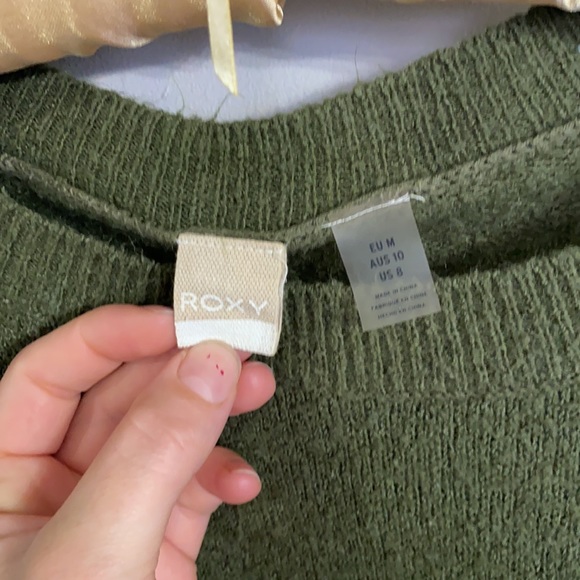 Cozy Roxy light sweater size M - Picture 3 of 5